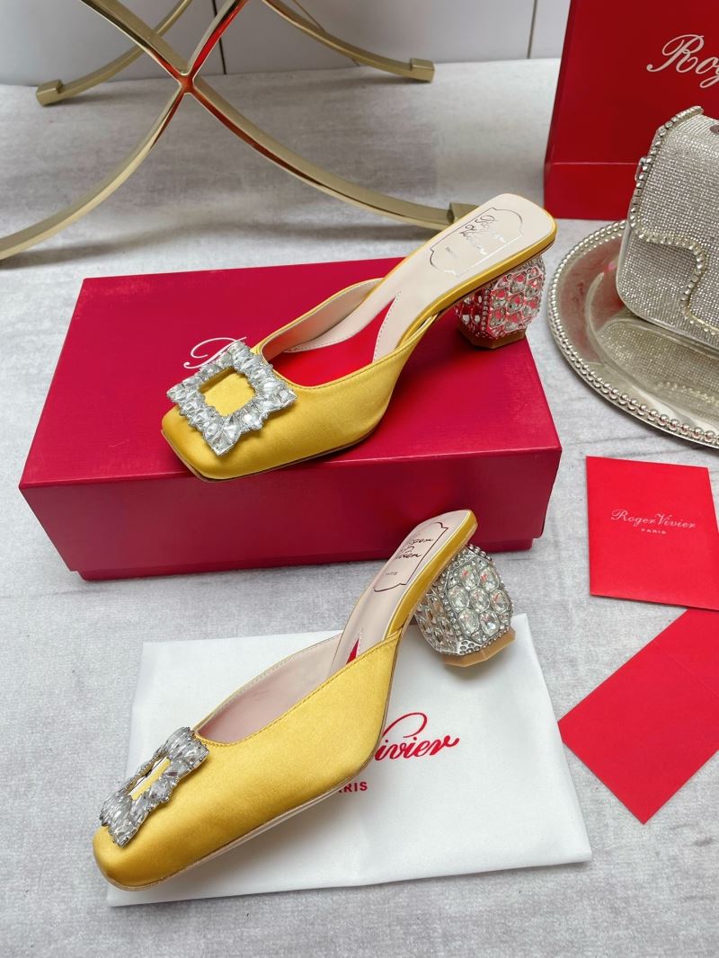 Roger Vivier flat shoes